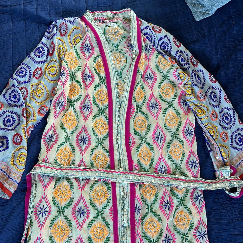 Embroidered phuljari kimono